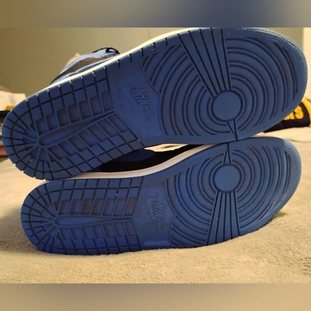 Air Jordan 1 Retro OG "Royal Reimagined" Mens 13 - Picture 4 of 6